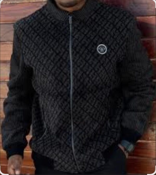 FLEECE BUDGE